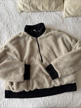 Fabletics Cream Sherpa Half-Zip with Black Trim